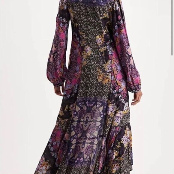 NWT Free People NEW
Maris Printed Midi Dress
Size XS,S 
Retail $168 - Picture 2 of 9